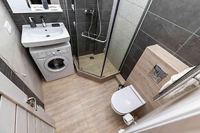 More Apartments na Estonskoy 37 k6