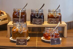 Laghetto Resort Golden