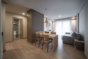 Laghetto Resort Golden