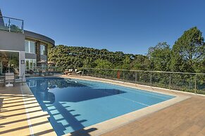 Laghetto Resort Golden