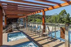 Laghetto Resort Golden