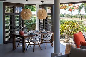 Blue Bay Bungalows - The Garden