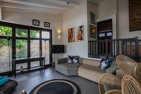 Blue Bay Bungalows - The Garden