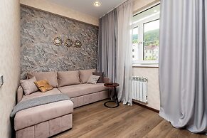 More Apartments na Estonskoy 37 k 6