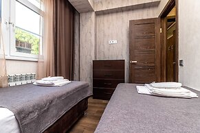 More Apartments na Estonskoy 37 k 6