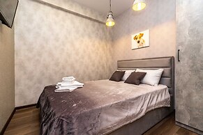 More Apartments na Estonskoy 37 k 6