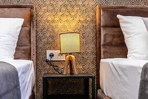 More Apartments na Estonskoy 37 k 6