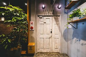 Kalakaua Inn The Kitchen Hostel Ao