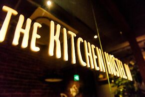 Kalakaua Inn The Kitchen Hostel Ao