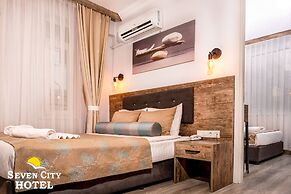 Seven City Hotel