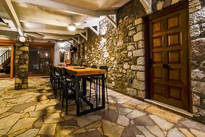 Opensea Villa Private Beach & Tennis Court