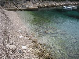 New Modern House in a Quiet Island Area w. Garden