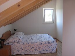 New Modern House in a Quiet Island Area w. Garden