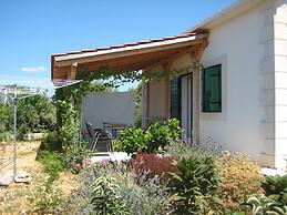 New Modern House in a Quiet Island Area w. Garden