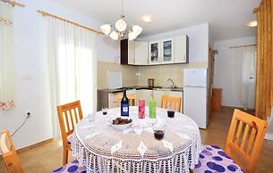 New Modern House in a Quiet Island Area w. Garden