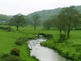 Erw-lon Farm