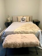 The Roulette Duplex-Private Yard&Parking