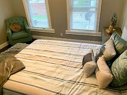 The Roulette Duplex-Private Yard&Parking