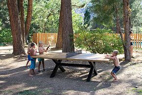 Huttopia Paradise Springs