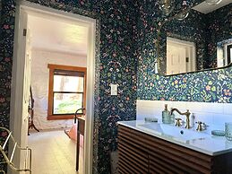 Huttopia Paradise Springs