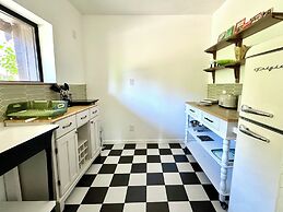 Huttopia Paradise Springs