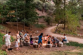 Huttopia Paradise Springs