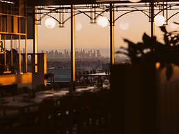 Mercure Melbourne Doncaster