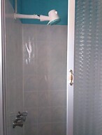 Cockle Stop Inn Beach Holidays