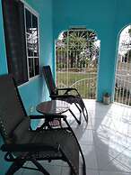 Cockle Stop Inn Beach Holidays