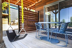 Stone Cove Waterfront Adults Only B&B