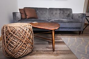 Stone Cove Waterfront Adults Only B&B