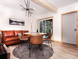 Stone Cove Waterfront Adults Only B&B