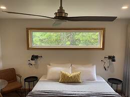 Stone Cove Waterfront Adults Only B&B