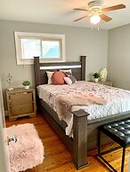 The Grand Gorge Villa-With Yard& Parking