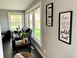 The Grand Gorge Villa-With Yard& Parking