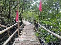 Tropicana Castle Dive Resort powered by Cocotel