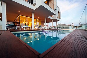 Dedaj Resort - Villa Auri