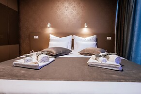 Dedaj Resort - Villa Auri