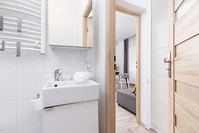 Apartment Bosacka Cracow by Renters