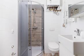 Apartment Bosacka Cracow by Renters