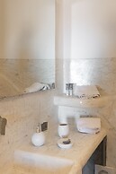 Demilmar Luxury Suites