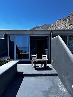 Demilmar Luxury Suites