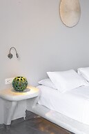 Demilmar Luxury Suites