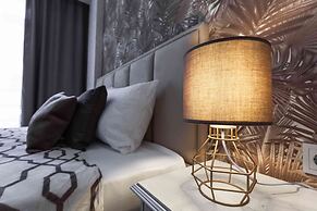 More Apartments na Estonskoy 37 k 8