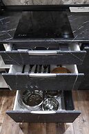 More Apartments na Estonskoy 37 k 8