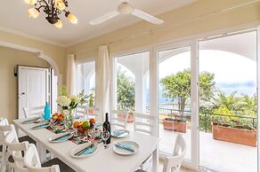 Villa Agathi with amazing view and pool