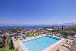 Villa Agathi with amazing view and pool