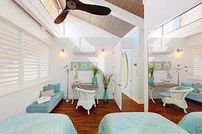 Luana Kai C-301 3 Bedroom Condo by RedAwning