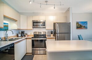 Maui Banyan H506 1 Bedroom Condo by RedAwning