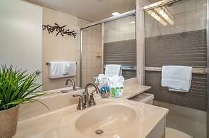 Maui Banyan H506 1 Bedroom Condo by RedAwning